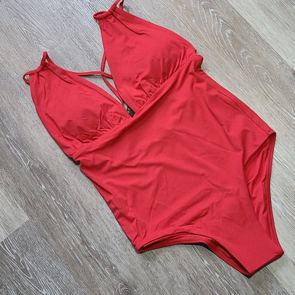 Sun Lab Swim Plunge Front Strappy 1 Peice NWT - Picture 2 of 10